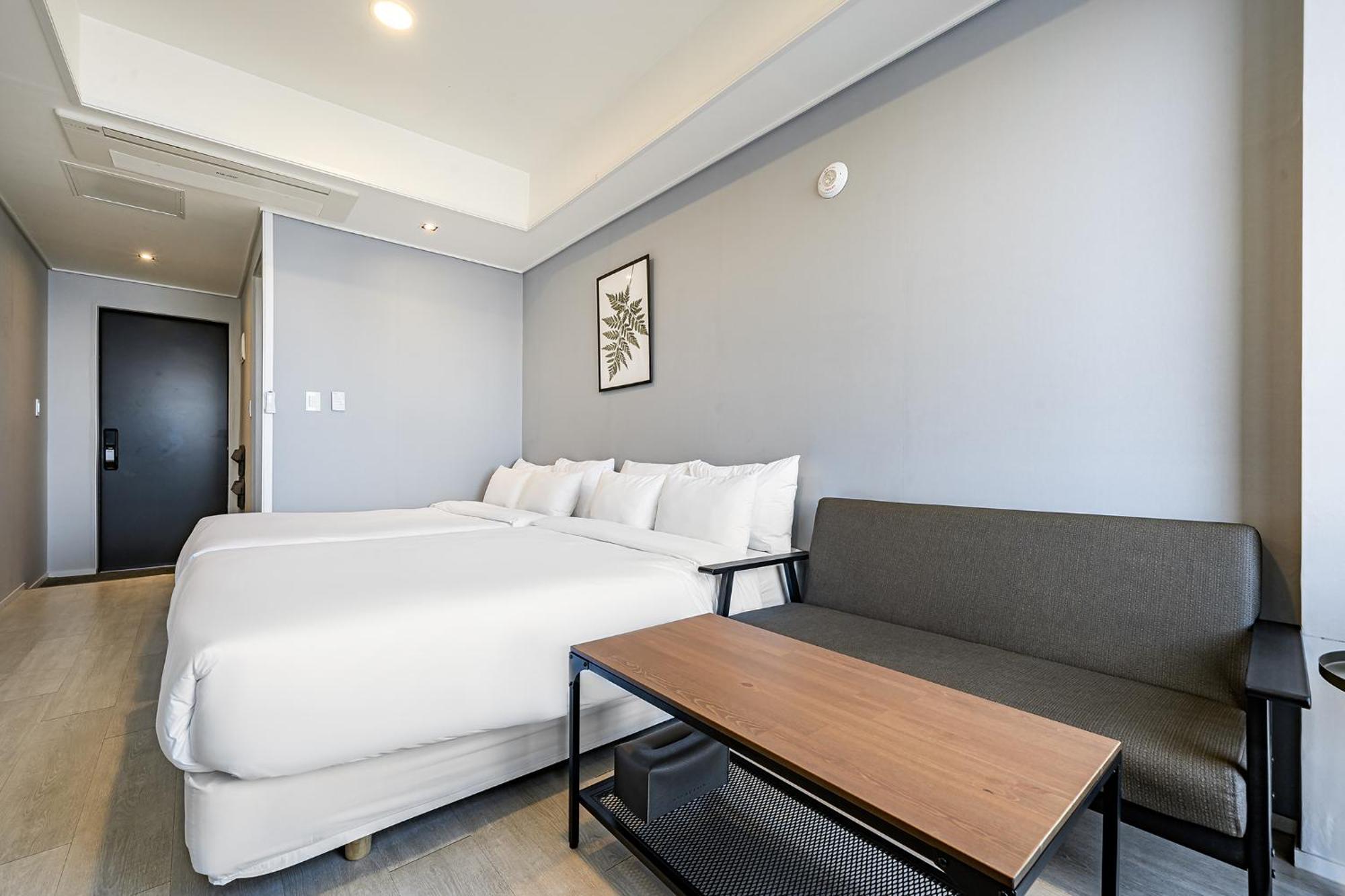 Stay Hostel ثوتْسو المظهر الخارجي الصورة