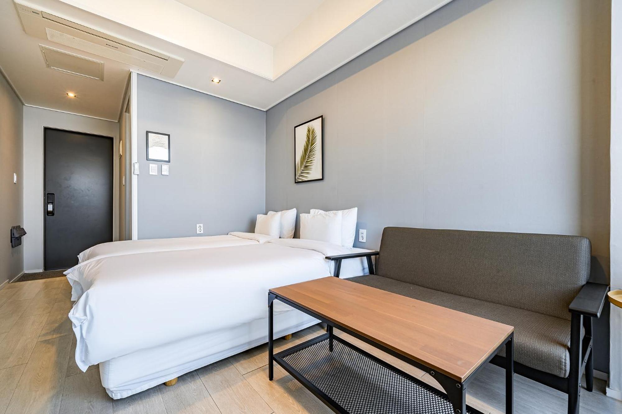Stay Hostel ثوتْسو المظهر الخارجي الصورة