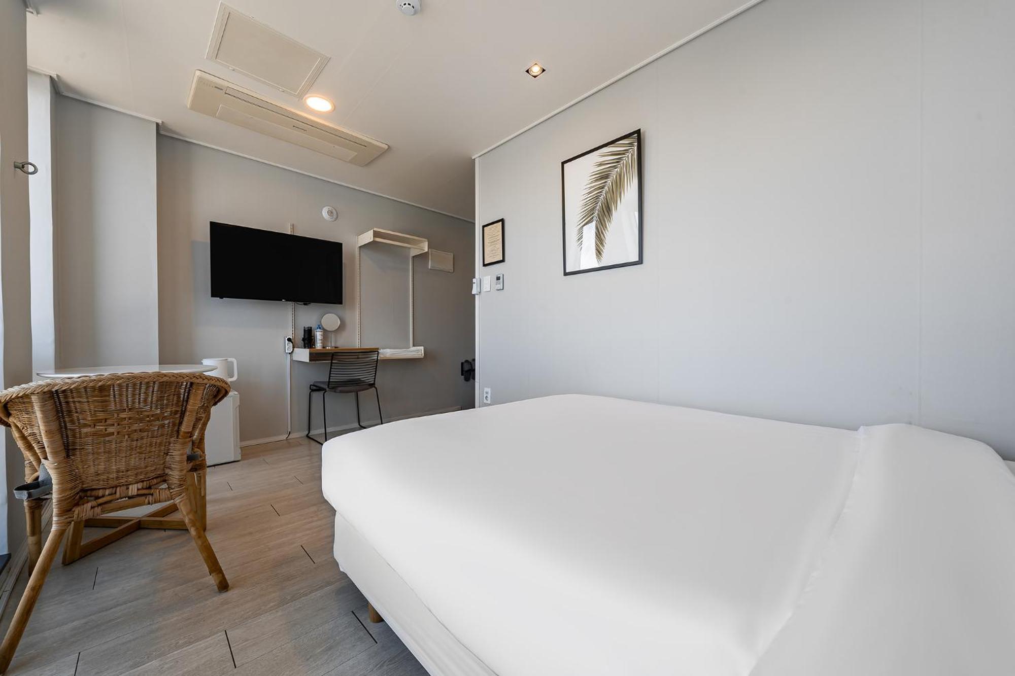 Stay Hostel ثوتْسو المظهر الخارجي الصورة