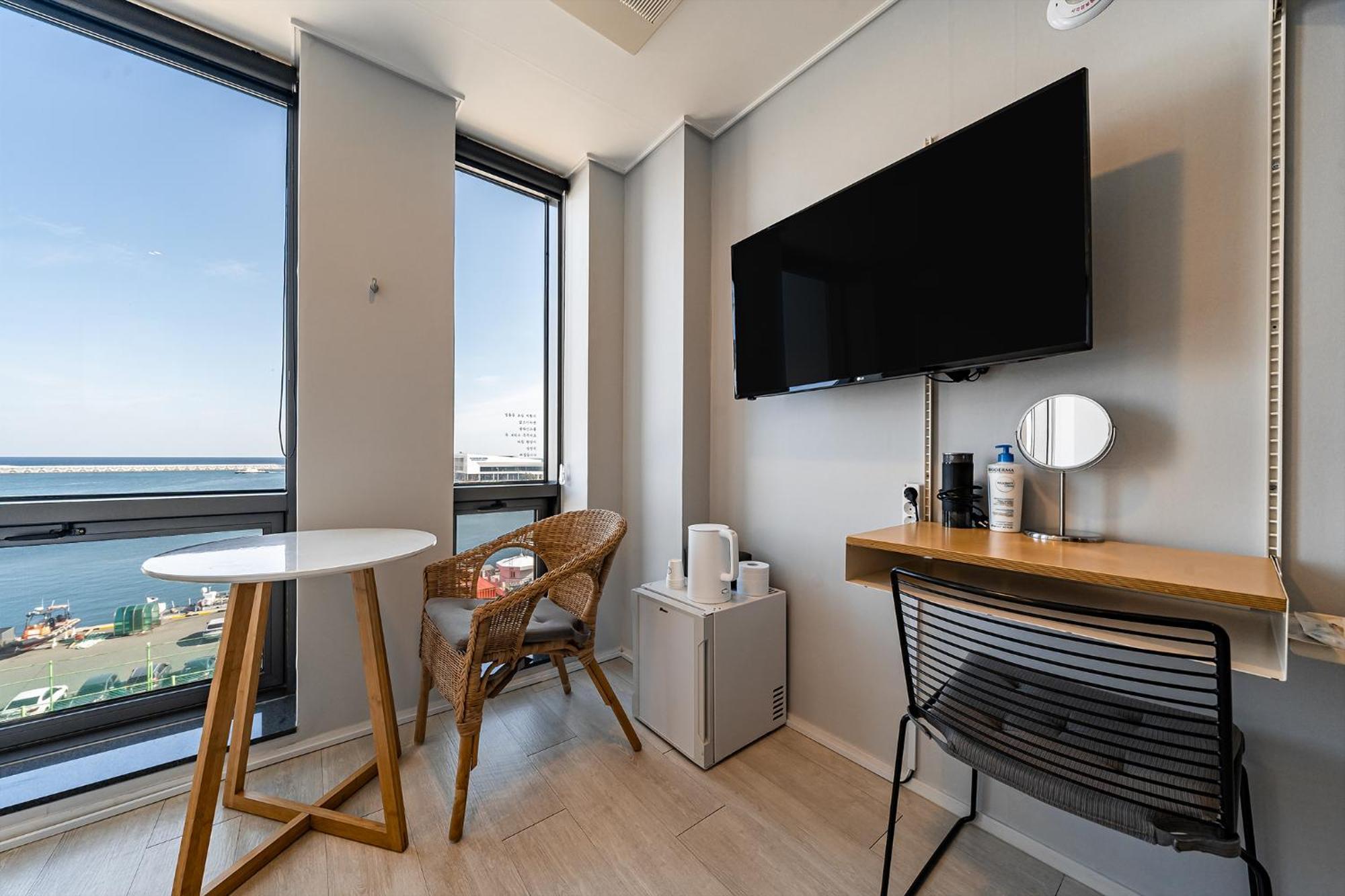 Stay Hostel ثوتْسو المظهر الخارجي الصورة
